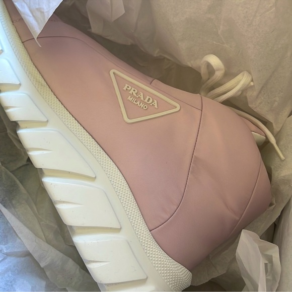 PRADA NYLON PIUMA ALABRASTO (pink) SNEAKERS - Picture 8 of 16